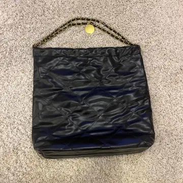 퀼팅 숄더백 미사용 새상품