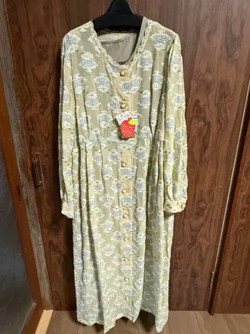 프랑슈리페 자수 베이지 롱 원피스 FL5