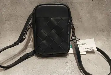 INTREX 네이비 꼬임 디자인 숄더백