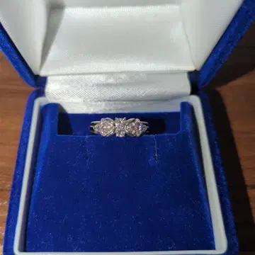 플라티나 다이아몬드 반지