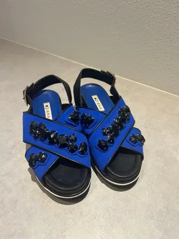 새상품급 DIANA 다이애나 비쥬 장식 샌들 M