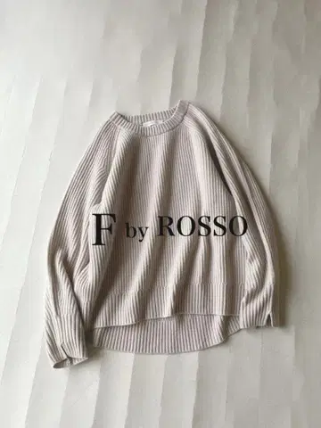 F by ROSSO 어반 리서치 에어 울 크루넥 니트