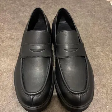 청키 밑창 로퍼 GU