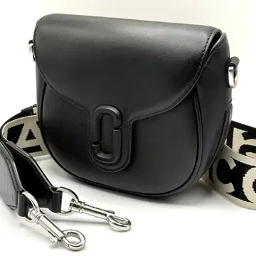 [새상품급 레어] 마크제이콥스 로고 스트랩 J 마크 새들백 스몰