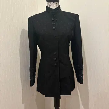 JEAN-LOUIS SCHERRER 블랙 테일러드 자켓 레이스 무늬