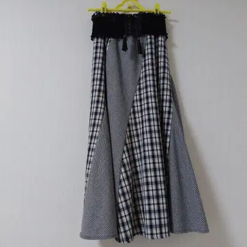 여성용 엑시즈팜 플레어 스커트 체크 무늬 네이비 계열 M 사이즈