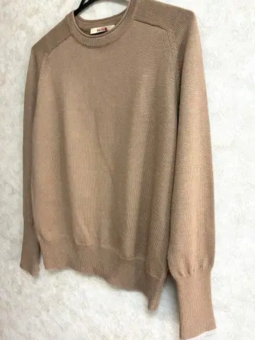 BACCA 베이지 긴팔 니트