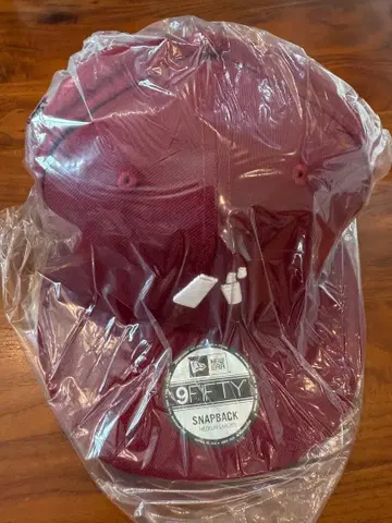 바나나맨 POPUPSTORE 뉴에라 캡 NEW ERA 빨간 연필