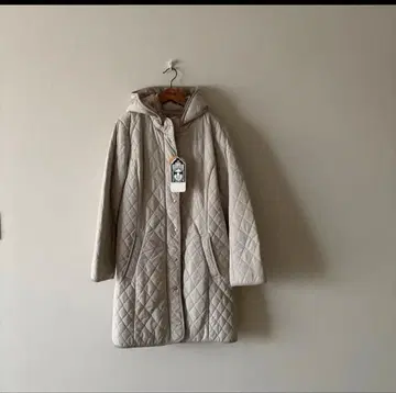 슈라루 퀼팅 코트