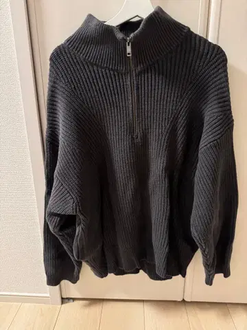 WYM 하프 지퍼 니트