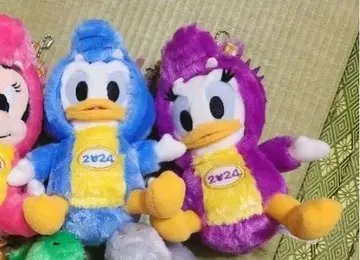 2024년 갑진년의 해 디즈니 캐릭터 인형 배지 도날드 데이지