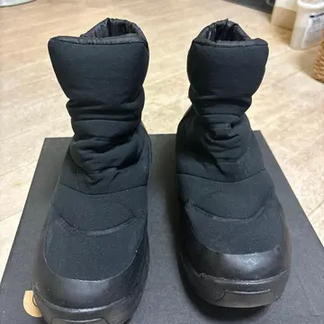 THE NORTH FACE 700 모델 블랙 부츠