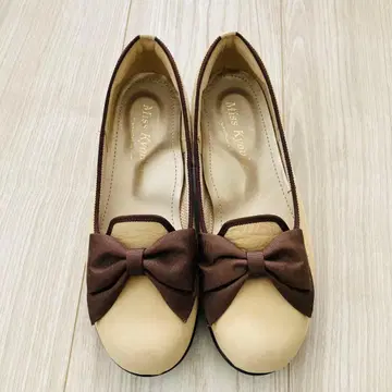 [미사용급] 미스쿄코 리본 포함 플랫슈즈 22cm 4E