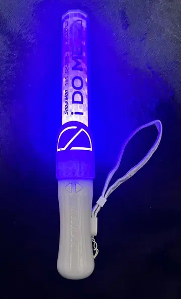 Snow Man i DO ME 응원봉