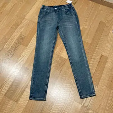 다크 블루 슬림핏 데님 택 포함 새상품