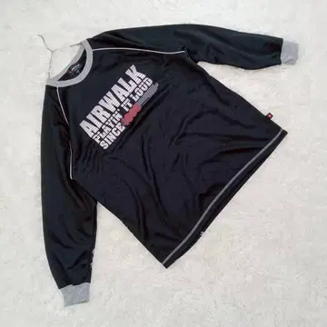 새상품 [ 에어워크 ] (LL) 프론트 프린트 긴팔 티셔츠 캐주얼