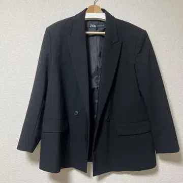 ZARA 블랙 자켓