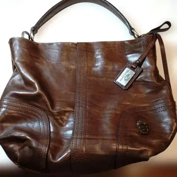 페레 볼사 가죽 핸드백