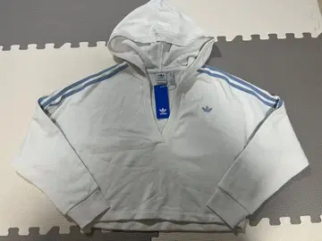 adidas originals V넥 후드티 새상품