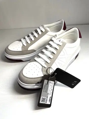 미사용 아르마니 익스체인지 화이트 스니커즈 사이즈 43