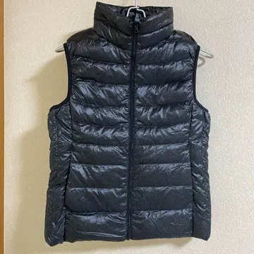 UNIQLO 울트라 라이트 다운 베스트 여성용 M 블랙 그레이 무늬