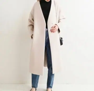 IENA 더블 비버 V넥 노카라 코트