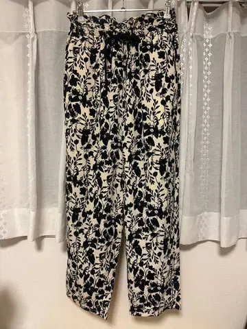 JARNAL STANDARD relume 바이컬러 플라워 이지 팬츠