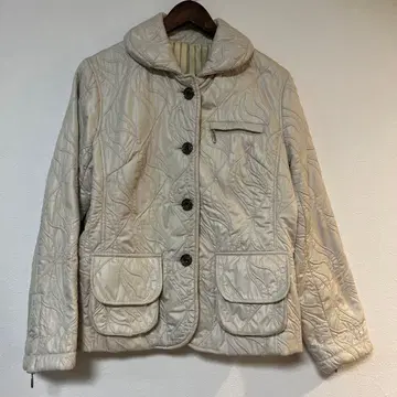 베이지 아이보리 퀼팅 자켓 AGATHA