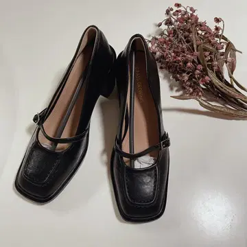 천연 가죽 빈티지 스퀘어토 펌프스