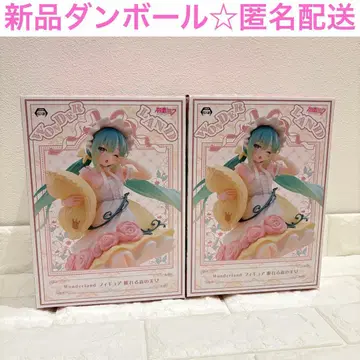 하츠네 미쿠 wonderland 피규어 잠자는 숲속의 미녀 2개