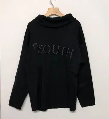 레트로 올드 스트릿 구제 의류 SOUTH 자수 터틀넥 니트