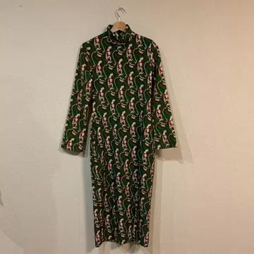 자라 촉감 좋은 GREEN 그린 안감 없음 해외 셀럽 드레스 스타일 레어