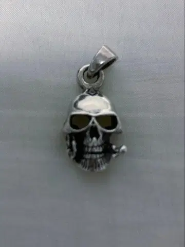 스컬 디자인 실버 925 각인 있음 참