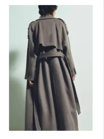 그레이스 클래스 오버 사이즈 밀리터리 코트