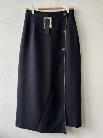 [택 포함 새상품] 밴야드 스톰 더블 페이스 랩 스커트