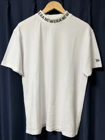 NEW ERA 화이트 반팔 셔츠