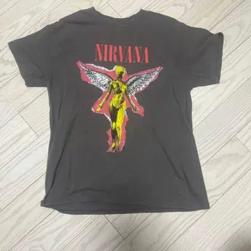 NIRVANA 천사 그래픽 T셔츠