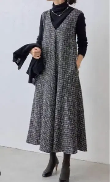 BEARDSLEY 트위드 플레어 원피스