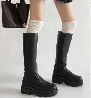 완판템 경량 통굽 2단 밑창 플레인 롱 부츠 블랙 23.5