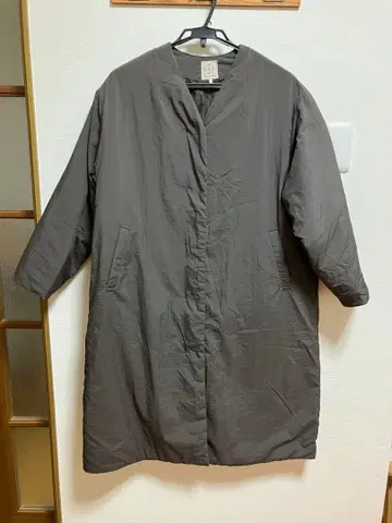 Samansa Mos2 차콜 그레이 나일론 와셔 롱 코트 프리