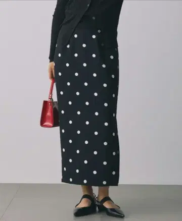 BABYLONE B dot I라인 스커트