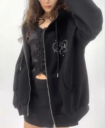 펠리큘 모티프 스톤 빅 PK 블랙