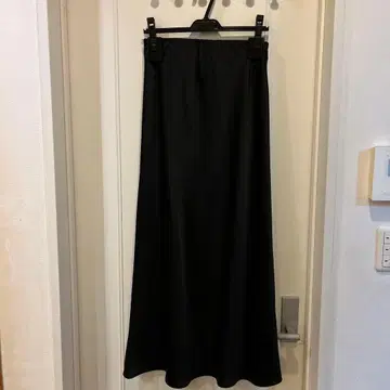 URBAN RESEARCH 새틴 바이어스 롱 스커트