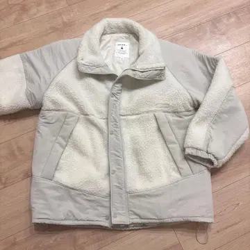 [ 새상품급 ] niko and - 플리스 자켓 M 화이트