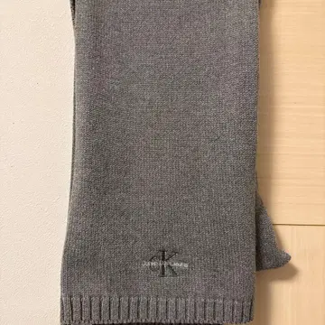 Calvin Klein Jeans 그레이 머플러