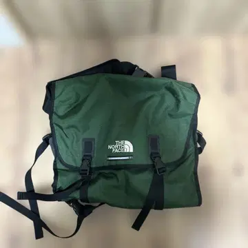 THE NORTH FACE 메신저 백 그린