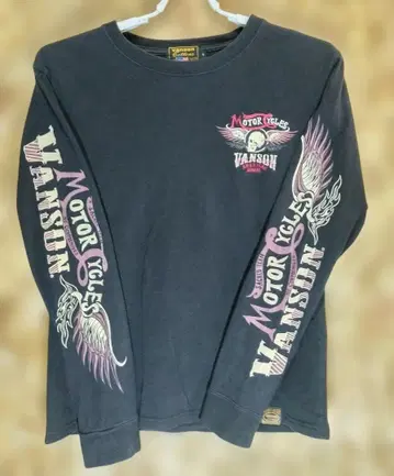 Vanson 긴팔 T셔츠 블랙 스컬 디자인