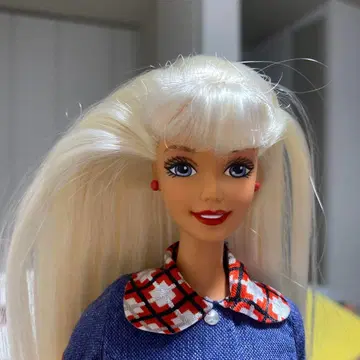 바비 인형, 데님