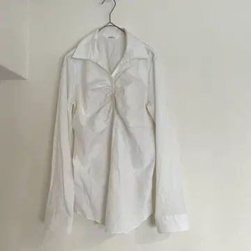 [N라인프레셔스] 긴팔 스트라이프 셔츠 센터 셔링 화이트