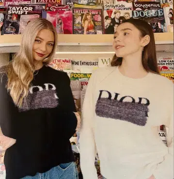 패러디 샤기 니트 블랙 미사용 새상품